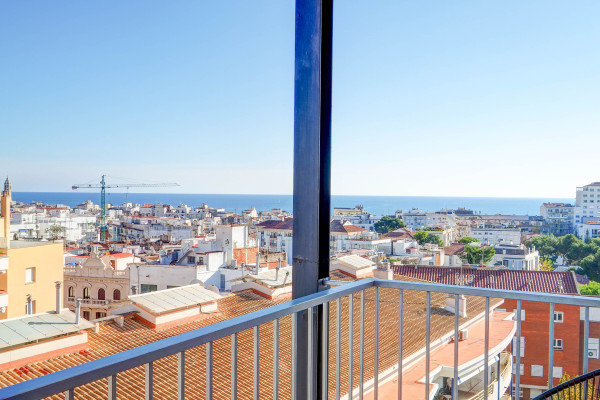 #39945 - Chic Sea View Apartment | Lloguer Turístic | Hello Homes Sitges
