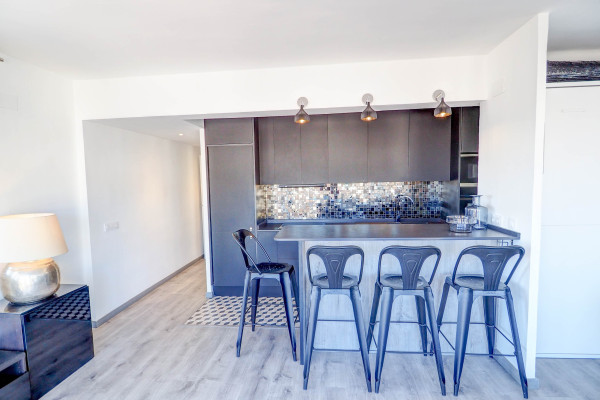 #39950 - Chic Sea View Apartment | Ferieudlejning | Hello Homes Sitges