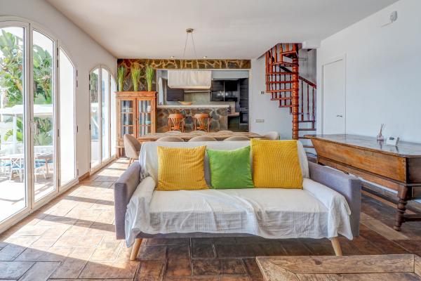 #40045 - Zen Villa | Lloguer Turístic | Hello Homes Sitges