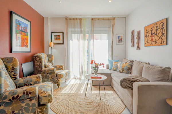 #40122 - Casa Rainbow | Lomavuokraus | Hello Homes Sitges