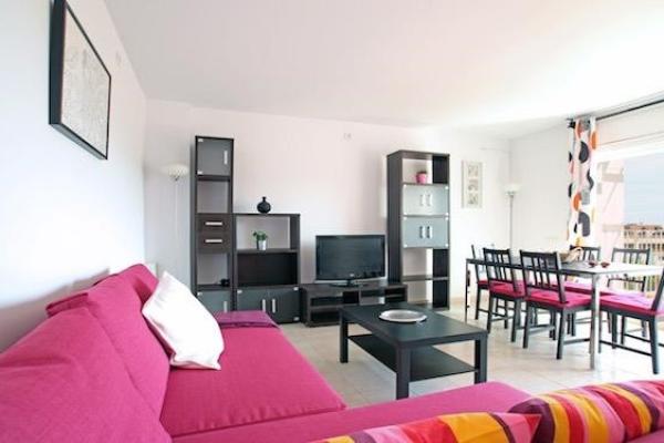 #4038 - Barbara Apartment | Holiday Rentals | Hello Homes Sitges