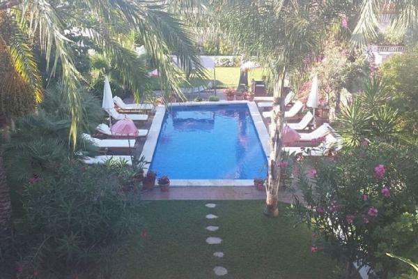 #4106 - Villa Paradise | Holiday Rentals | Hello Homes Sitges