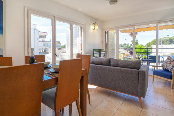 #41090 - Arlene apartment | Lomavuokraus | Hello Homes Sitges