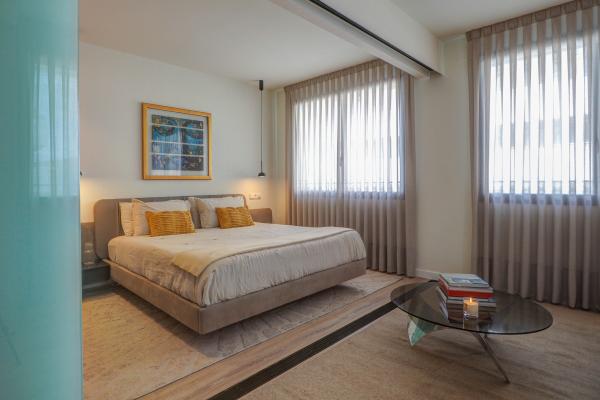 #41710 - La Plana Miracle Terrace | Saisonale Vermietungen | Hello Homes Sitges