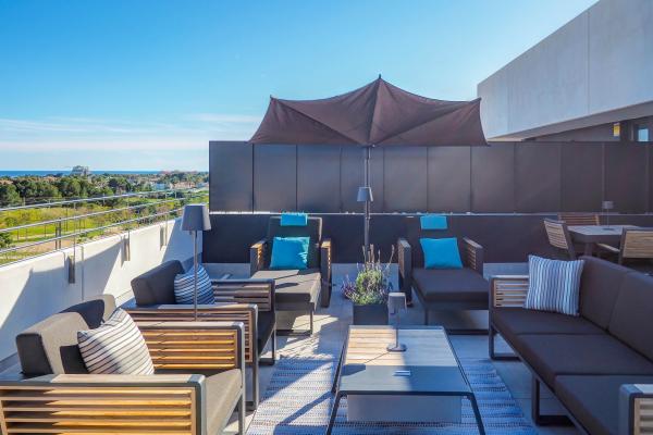 #41743 - La Plana Miracle Terrace | Saisonale Vermietungen | Hello Homes Sitges