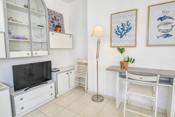 #42059 - Llopart Apartment | Lomavuokraus | Hello Homes Sitges