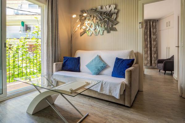 #42262 - Pura Vida Apartment | Lomavuokraus | Hello Homes Sitges