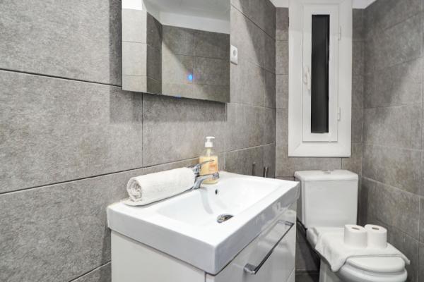 #42293 - Pura Vida Apartment | Ferieudlejning | Hello Homes Sitges