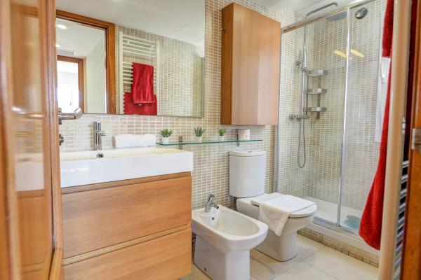 #42336 - Villa Riera | Holiday Rentals | Hello Homes Sitges
