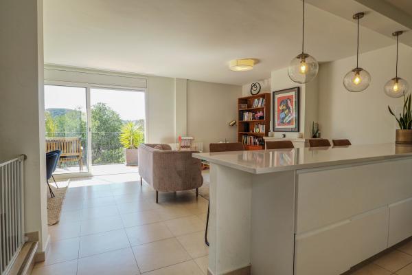 #42342 - Villa Riera | Holiday Rentals | Hello Homes Sitges
