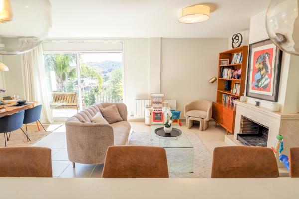 #42347 - Villa Riera | Holiday Rentals | Hello Homes Sitges