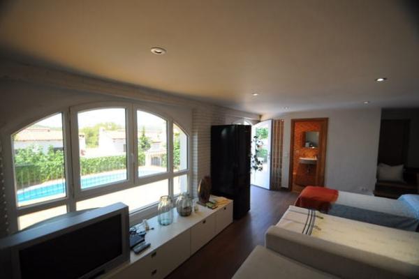 #4427 - Cute house with swimming Pool | Lloguer Turístic | Hello Homes Sitges
