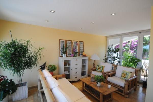 #4431 - Cute house with swimming Pool | Lloguer Turístic | Hello Homes Sitges