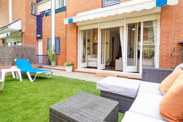 #44386 - Ocean Spirit House | Holiday Rentals | Hello Homes Sitges