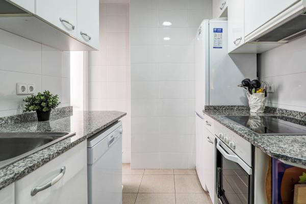 #45313 - Golden Sands | Holiday Rentals | Hello Homes Sitges