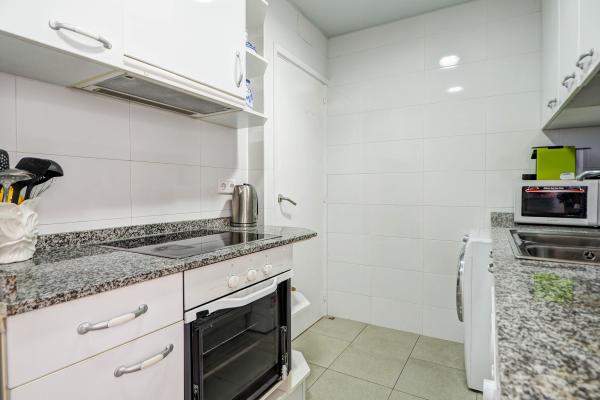 #45315 - Golden Sands | Holiday Rentals | Hello Homes Sitges