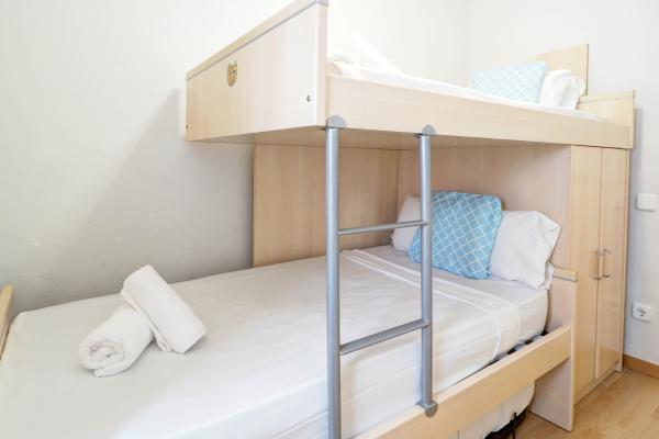 #45327 - Golden Sands | Holiday Rentals | Hello Homes Sitges