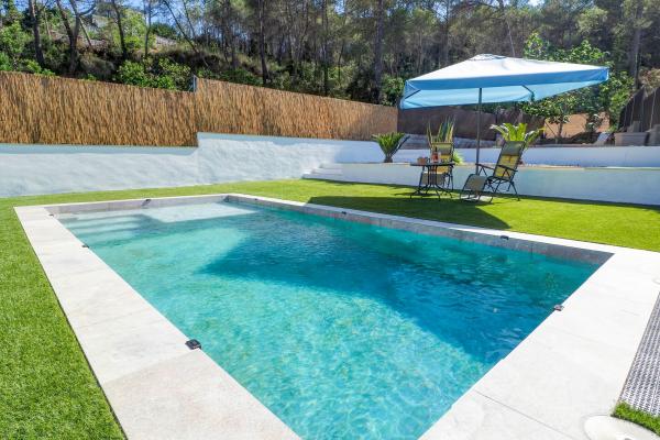 #45340 - Villa Claudia | Holiday Rentals | Hello Homes Sitges