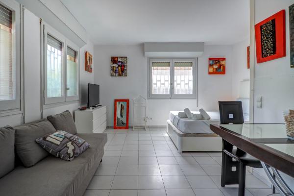 #46370 - Los Globos Studio | Ferieudlejning | Hello Homes Sitges