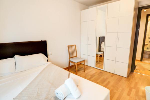 #46393 - Bambino apartment | Holiday Rentals | Hello Homes Sitges