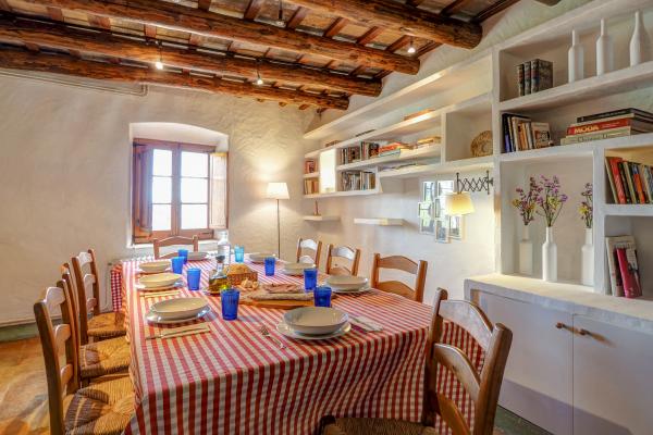 #47643 - Masia Palou Alt | Holiday Rentals | Hello Homes Sitges