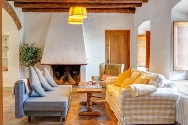 #47657 - Masia Palou Alt | Holiday Rentals | Hello Homes Sitges