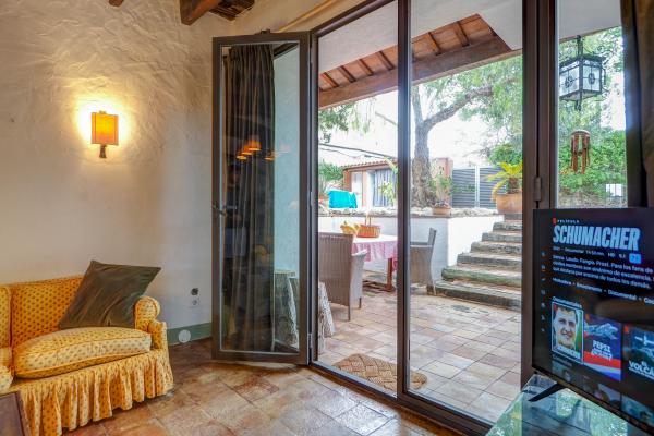 #47670 - Masia Palou Alt | Holiday Rentals | Hello Homes Sitges