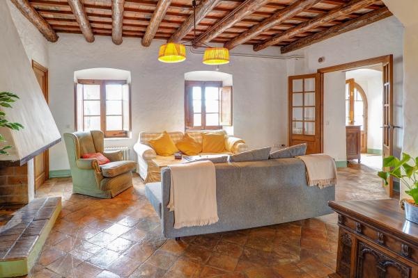 #47678 - Masia Palou Alt | Holiday Rentals | Hello Homes Sitges