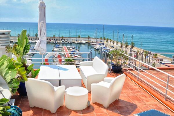 #4779 - Luxury House with private chill out | Lloguer Turístic | Hello Homes Sitges