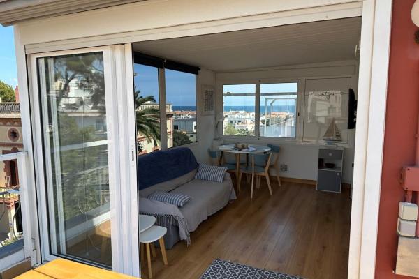 #47941 - Nest Studio | Holiday Rentals | Hello Homes Sitges