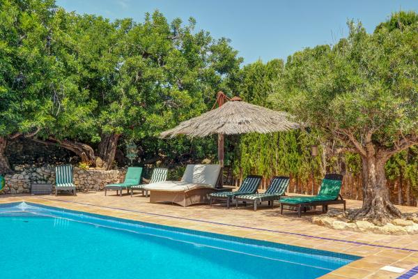 #47966 - Masia Palou Alt | Holiday Rentals | Hello Homes Sitges