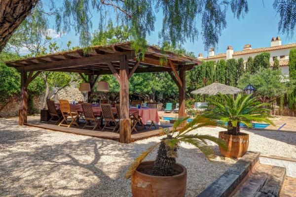 #47976 - Masia Palou Alt | Holiday Rentals | Hello Homes Sitges