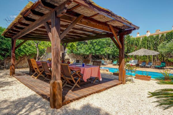 #47977 - Masia Palou Alt | Holiday Rentals | Hello Homes Sitges