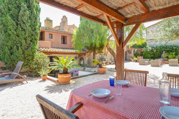 #47982 - Masia Palou Alt | Holiday Rentals | Hello Homes Sitges