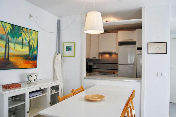 #4890 - MARINA APARTMENT | Holiday Rentals | Hello Homes Sitges