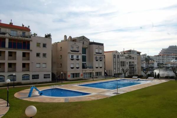 #4894 - MARINA APARTMENT | Holiday Rentals | Hello Homes Sitges