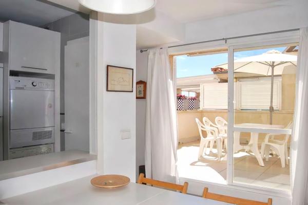 #4903 - MARINA APARTMENT | Holiday Rentals | Hello Homes Sitges