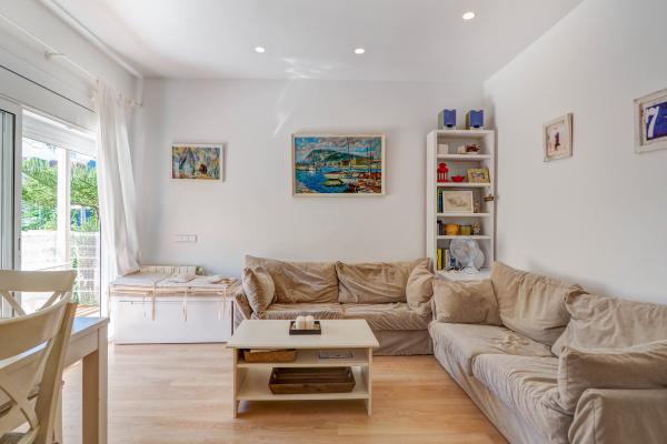 #49326 - Maragall apartment | Alquiler Vacacional | Hello Homes Sitges