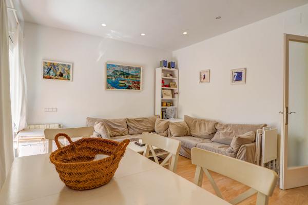 #49327 - Maragall apartment | Alquiler Vacacional | Hello Homes Sitges