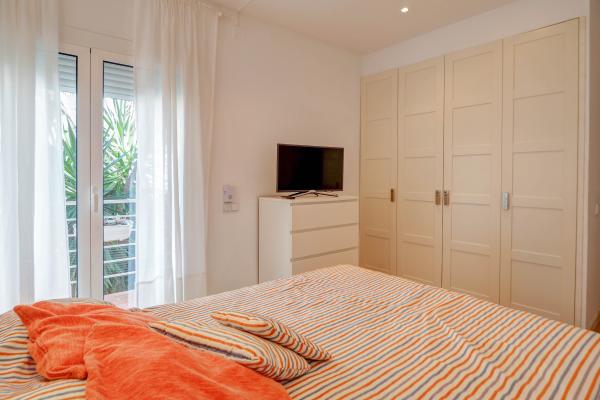 #49341 - Maragall apartment | Alquiler Vacacional | Hello Homes Sitges