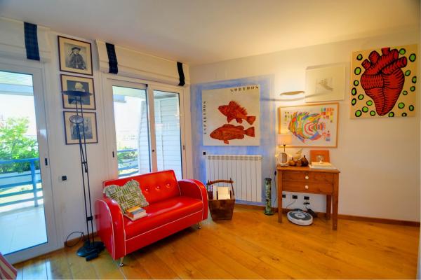 #4979 - WATER FRONT DUPLEX | Holiday Rentals | Hello Homes Sitges