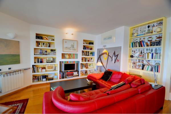 #4980 - WATER FRONT DUPLEX | Holiday Rentals | Hello Homes Sitges