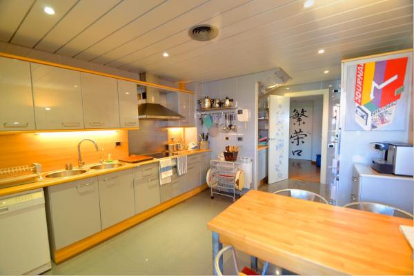 #4986 - WATER FRONT DUPLEX | Holiday Rentals | Hello Homes Sitges
