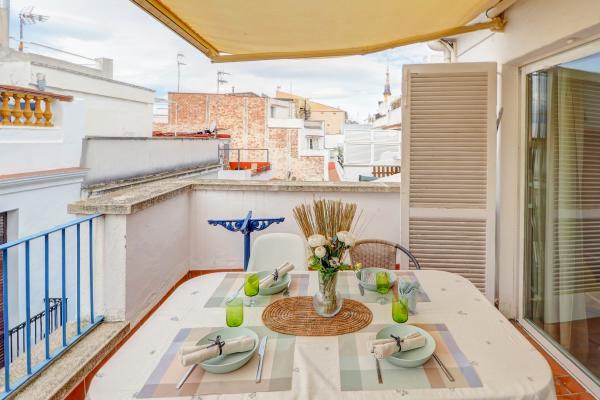 #49960 - Velero Attic | Lomavuokraus | Hello Homes Sitges