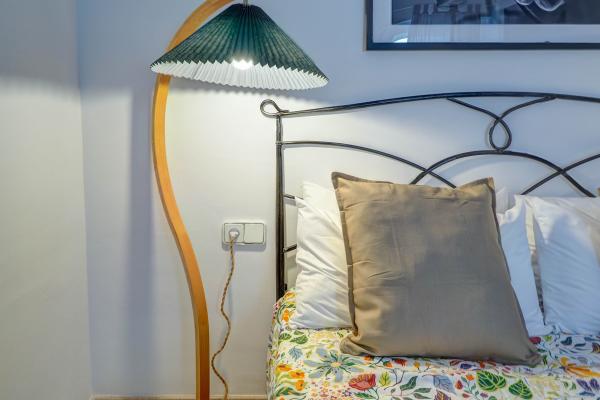 #49967 - Velero Attic | Location de Vacances | Hello Homes Sitges