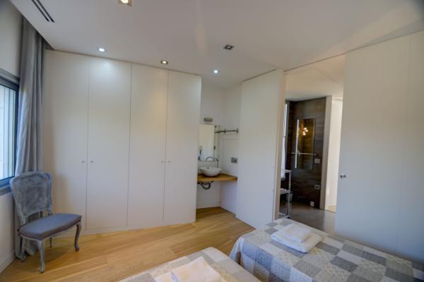 #5181 - Villa Tarantino | Holiday Rentals | Hello Homes Sitges