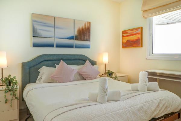 #52345 - Ocean Skyline Penthouse | Lloguers Temporada | Hello Homes Sitges