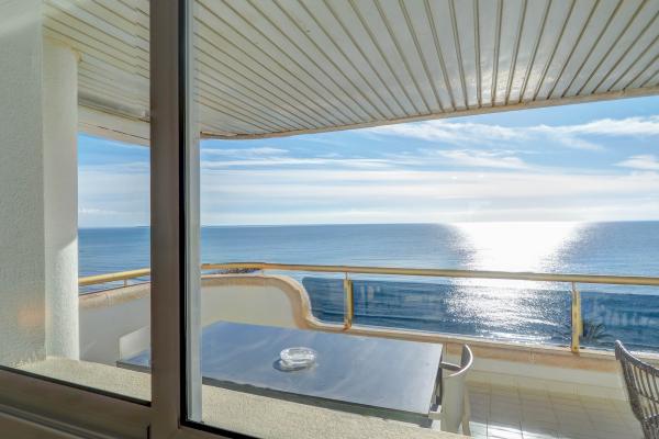 #52348 - Ocean Skyline Penthouse | Lloguers Temporada | Hello Homes Sitges