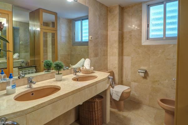 #52352 - Ocean Skyline Penthouse | Lloguers Temporada | Hello Homes Sitges
