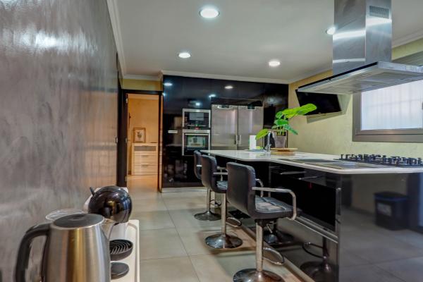 #52569 - Villa Nirvana | Holiday Rentals | Hello Homes Sitges